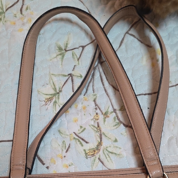 Jones‎ New York Tan Tote with Front Pocket - Picture 12 of 16